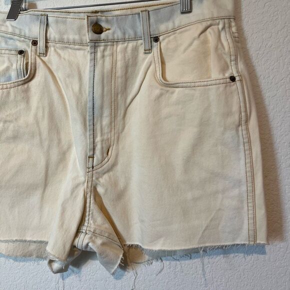 B Sides Blue Jeans Light Wash Denim Cut-Off High Rise Shorts Women's Size 32 - Picture 2 of 6
